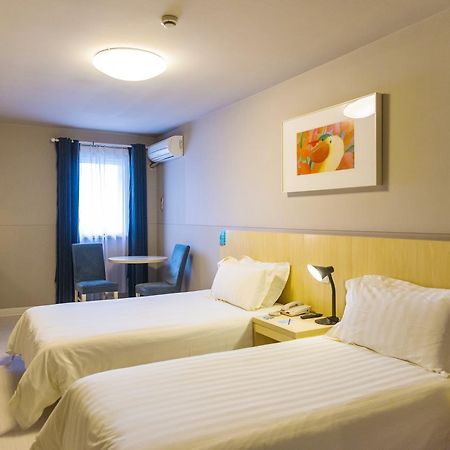 Jinjiang Inn Wuhan Lingjiao Hu Wada Hotel Екстериор снимка