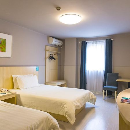 Jinjiang Inn Wuhan Lingjiao Hu Wada Hotel Екстериор снимка