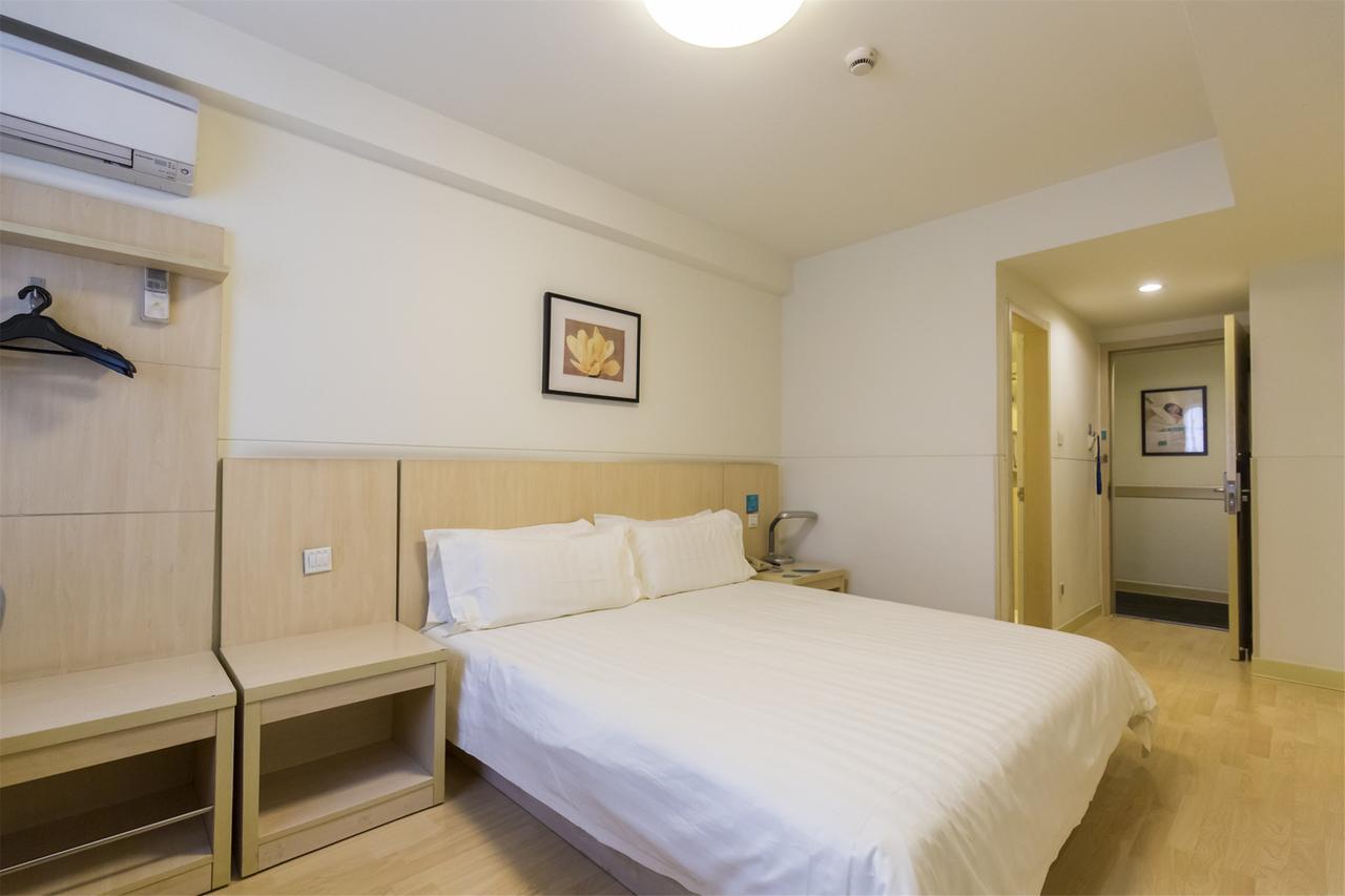 Jinjiang Inn Wuhan Lingjiao Hu Wada Hotel Екстериор снимка